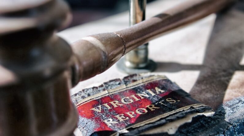 Photo "Breaking Barriers: Mesothelioma Lawyers Paving the Way for Legal Precedents"