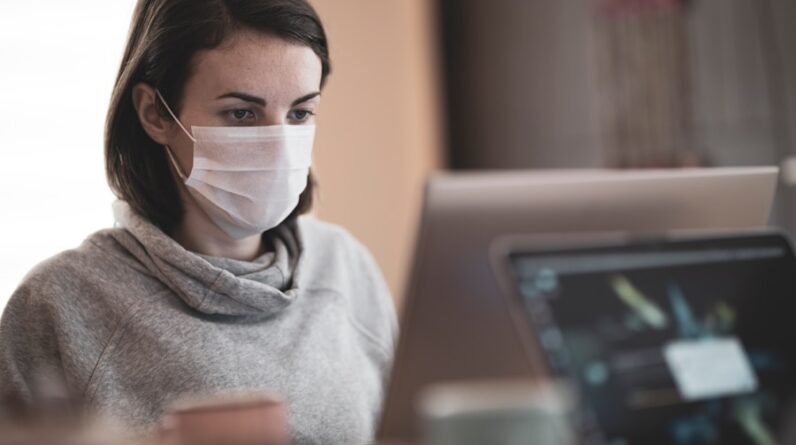 Photo "What Role Does Cutting-Edge Technology Play in Mesothelioma Lawsuits, and How Do Lawyers Leverage It for Their Clients?"